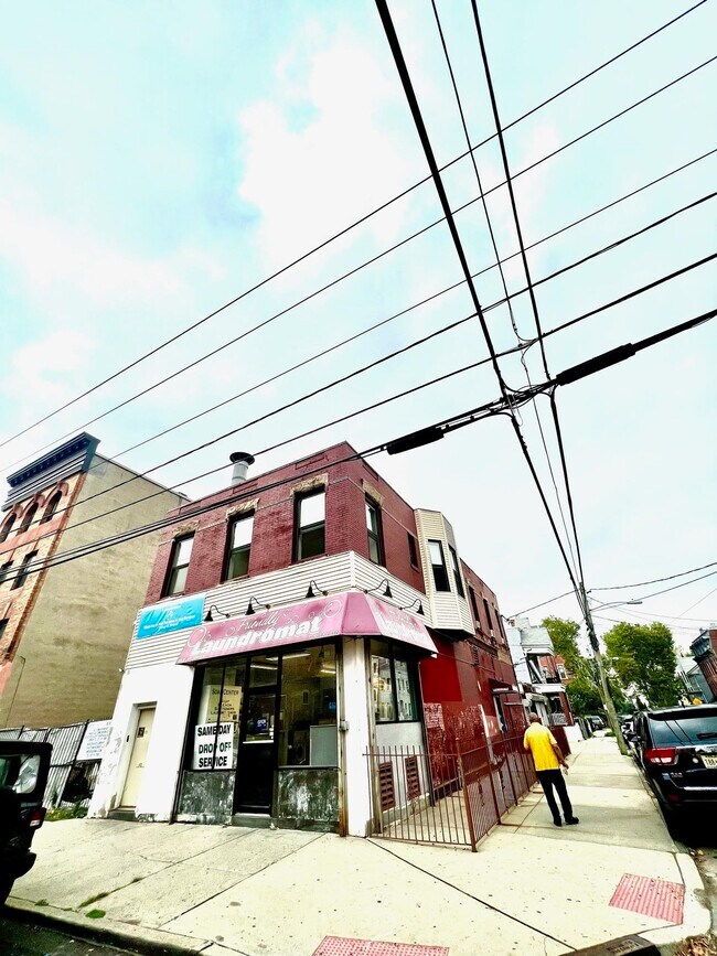 Building Photo - 340 Communipaw Ave