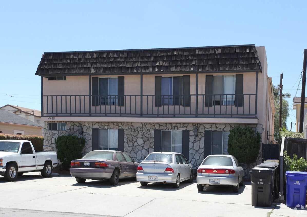 Building Photo - 37th Street Apartments