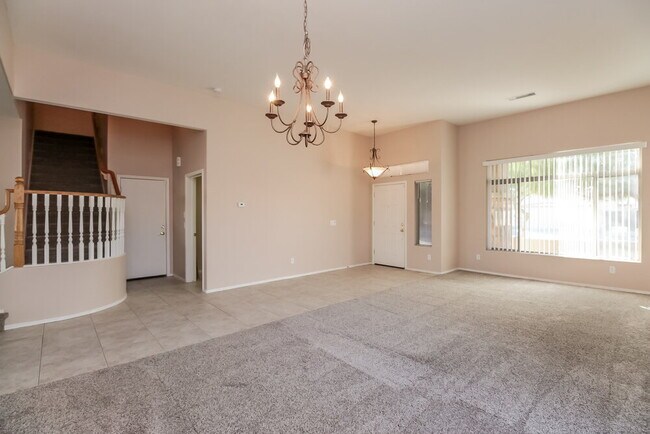 Foto del edificio - 5206 W Bowker St