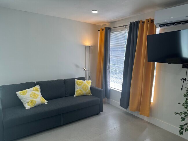 Foto del edificio - 7430 SW 39th St