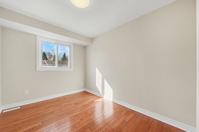 Photo du bâtiment - 2001 Kelden Crescent