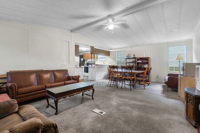 Photo - 1061 Center St NW House