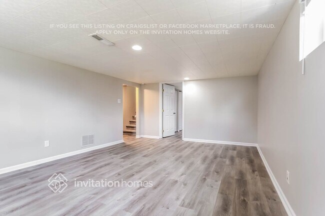 Foto del edificio - 2727 S Stuart St