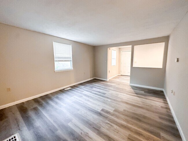 Foto del edificio - 1715 N Oxford