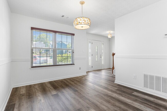 Foto del edificio - 3405 Rapids Way, Decatur, GA 30034