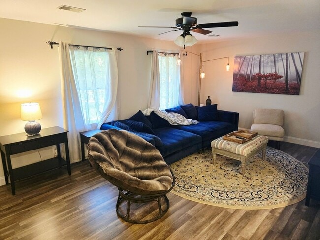 Foto del edificio - Near Uptown & UNCC with Sunroom