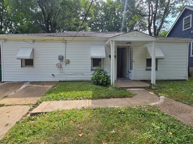 Building Photo - 6250 Garfield Ave
