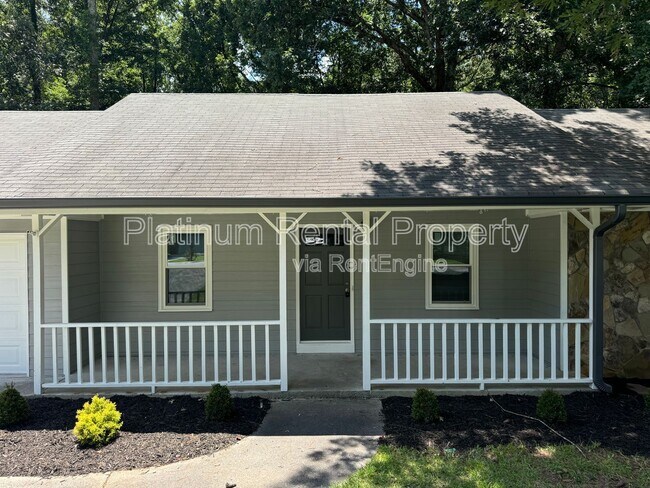 Building Photo - 3165 Arden Way SW