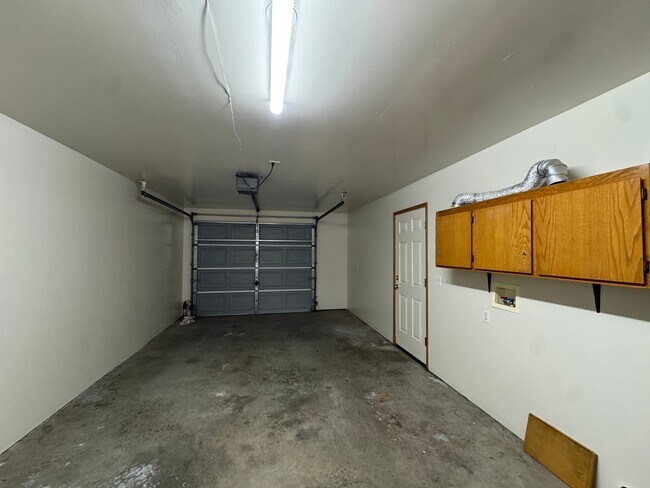 Foto del edificio - 1023 W Harris St