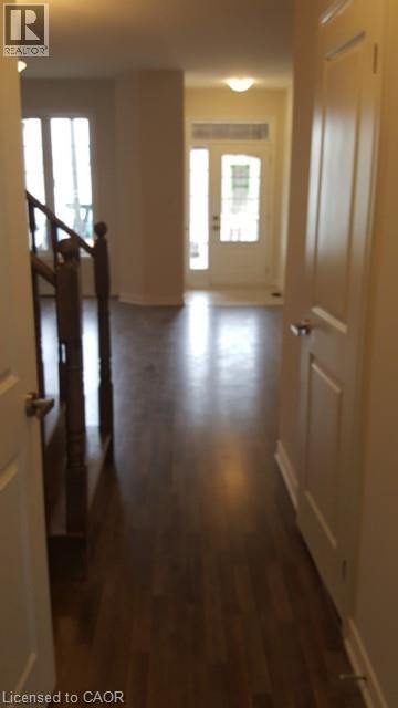 Building Photo - 71 Fingland Cres