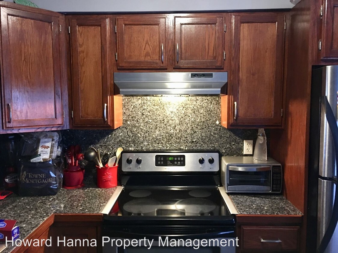 3 br, 1.5 bath House 1369 Longlac Road House Rental in Virginia