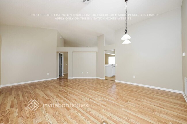 Foto del edificio - 4420 Stones River Ct