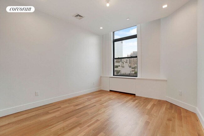 Building Photo - 115 Wooster St