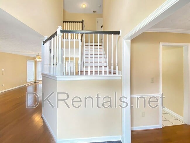 Foto del edificio - 1704 Riverlanding Cir