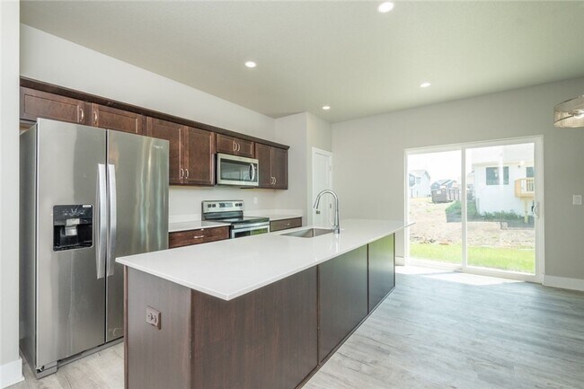 Building Photo - Modern 3-Bedroom Home in Bondurant