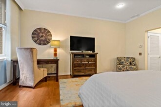 Building Photo - 1600 Arch St