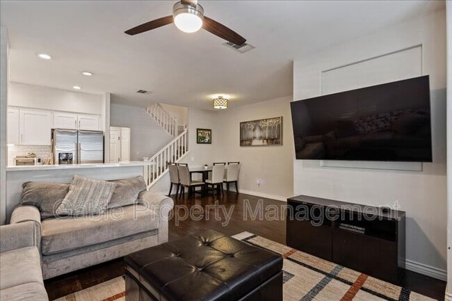 Foto del edificio - 24136 Victoria Ln