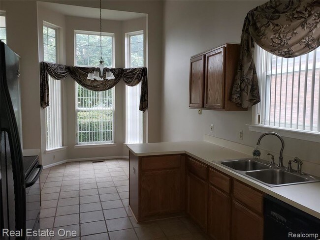 Building Photo - 3048 Bridlewood Dr