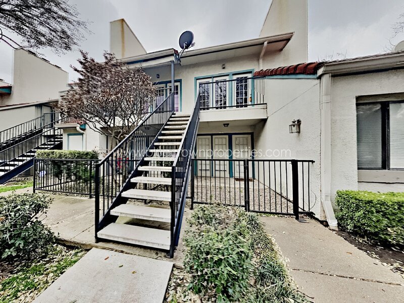 Foto principal - 13215 Emily Rd