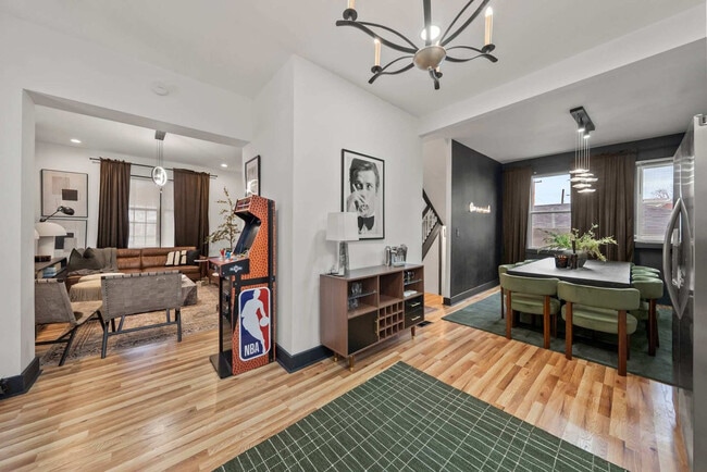 Foto del edificio - 286 Taylor Ave