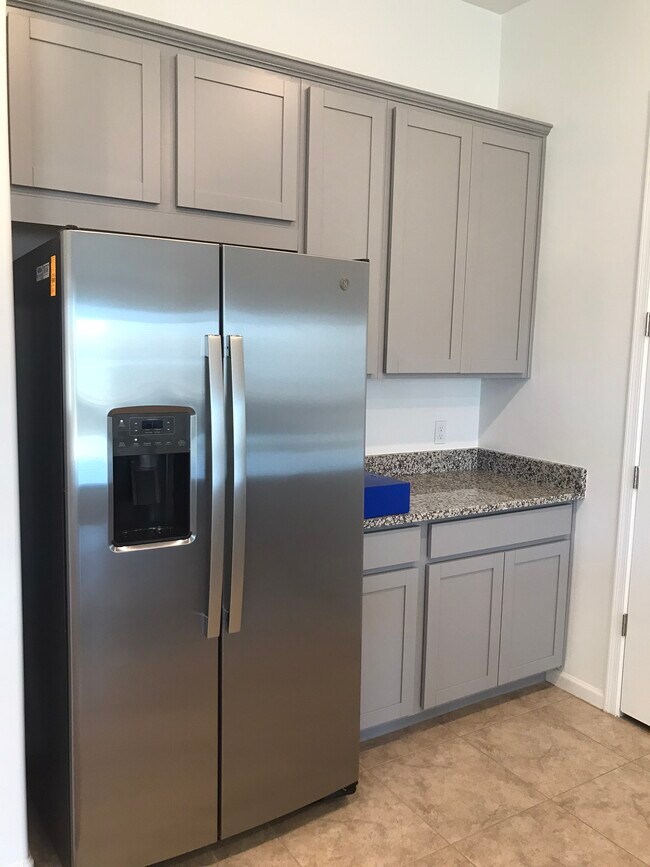 Foto del edificio - 10918 W Yates Ln