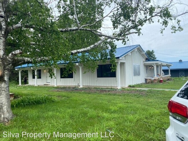 Building Photo - 4 br, 2.5 bath House - 11501-A Boyne City Rd