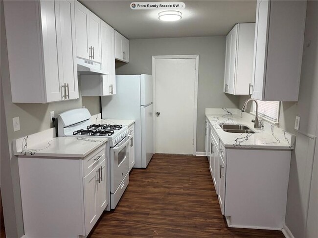 Foto del edificio - 3036 Will Rogers Pl SE