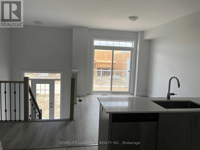 Photo du bâtiment - 77 Seguin St