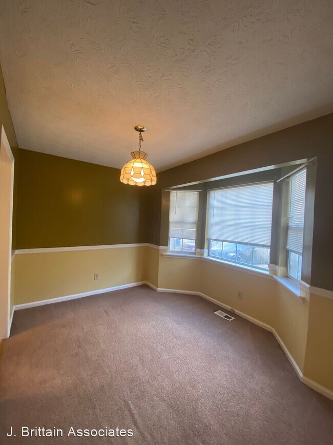 Foto del edificio - 2 br, 2.5 bath House - 5806 Woodgate Circle
