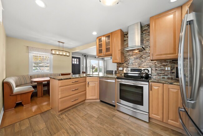 Foto del edificio - 7432 W Ainslie St