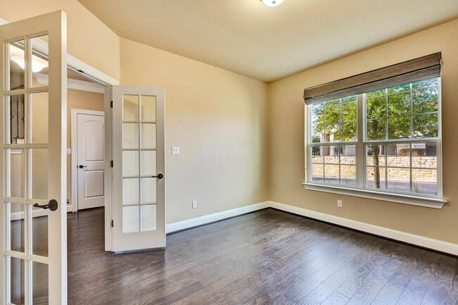 Foto del edificio - 12024 Versante Cir