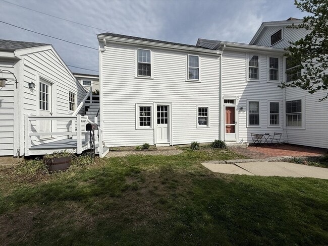 Building Photo - 32 Mount Pleasant St