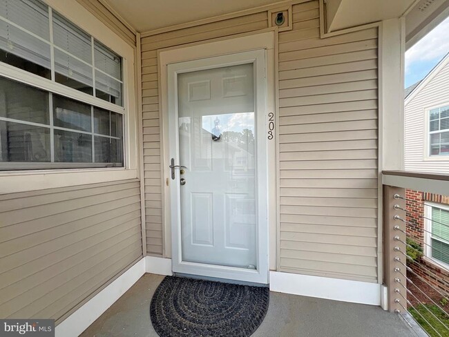 Building Photo - 45060 Brae Terrace