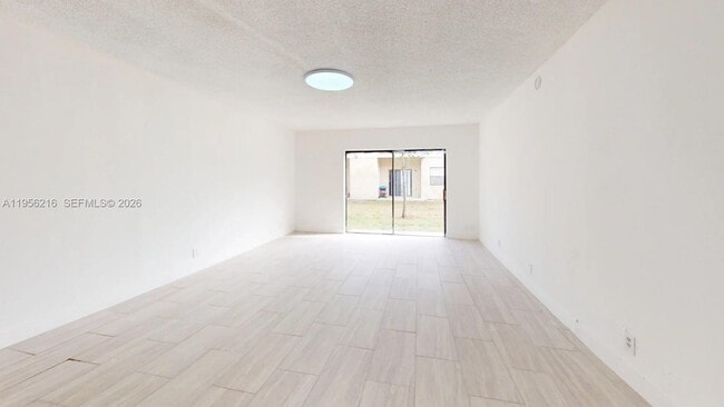 Building Photo - 3501 NW 114th Ln