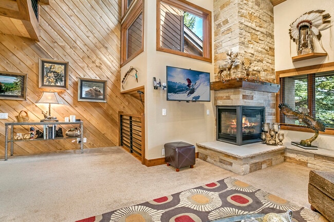 Building Photo - 85 Willis Plz