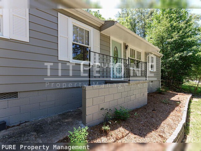 Building Photo - Price Drop Alert!  Fall Rental Specials Av...
