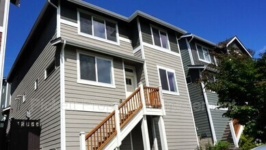 Building Photo - 2537 Filbert Ave