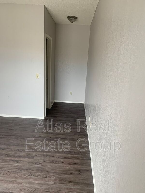 Foto del edificio - 2820 E Kathleen Rd