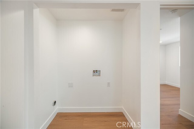 Foto del edificio - 6937 Jellico Ave