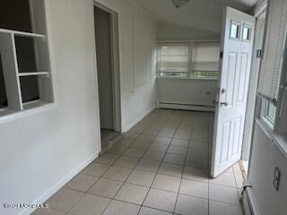 Primary Photo - 507 Barton Ave