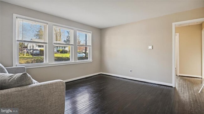 Building Photo - 1123 Parrish Dr