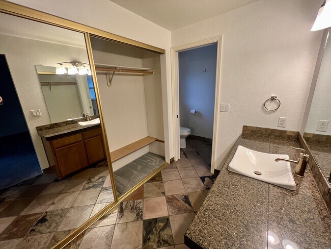 Foto del edificio - 2982 Stonebrook Dr