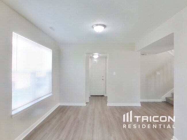 Foto del edificio - 8513 Sweet Birch Dr