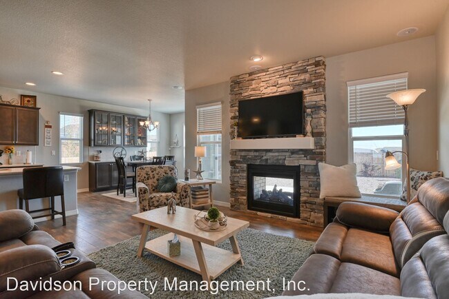 4 br, 3 bath House - 10143 Keating Dr photo'