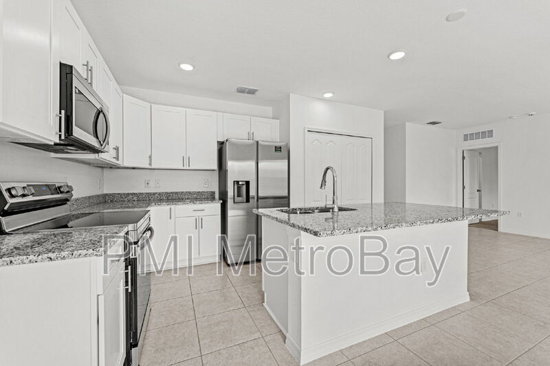 Foto principal - 4081 Calendula Dr