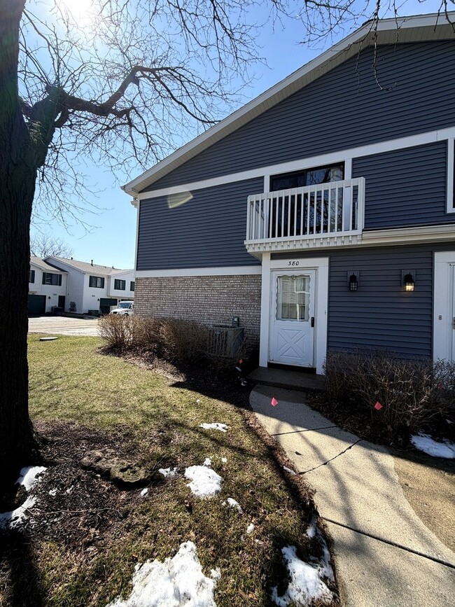 Building Photo - 380 Pierce Ct