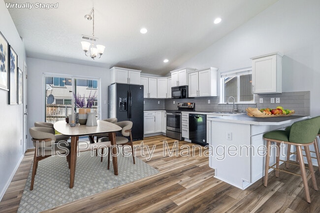 Foto del edificio - 9340 W 9th Pl