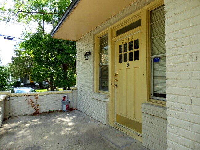 Foto del edificio - 2302 College St