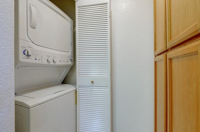 Foto del edificio - 2004 Hastings Shore Ln