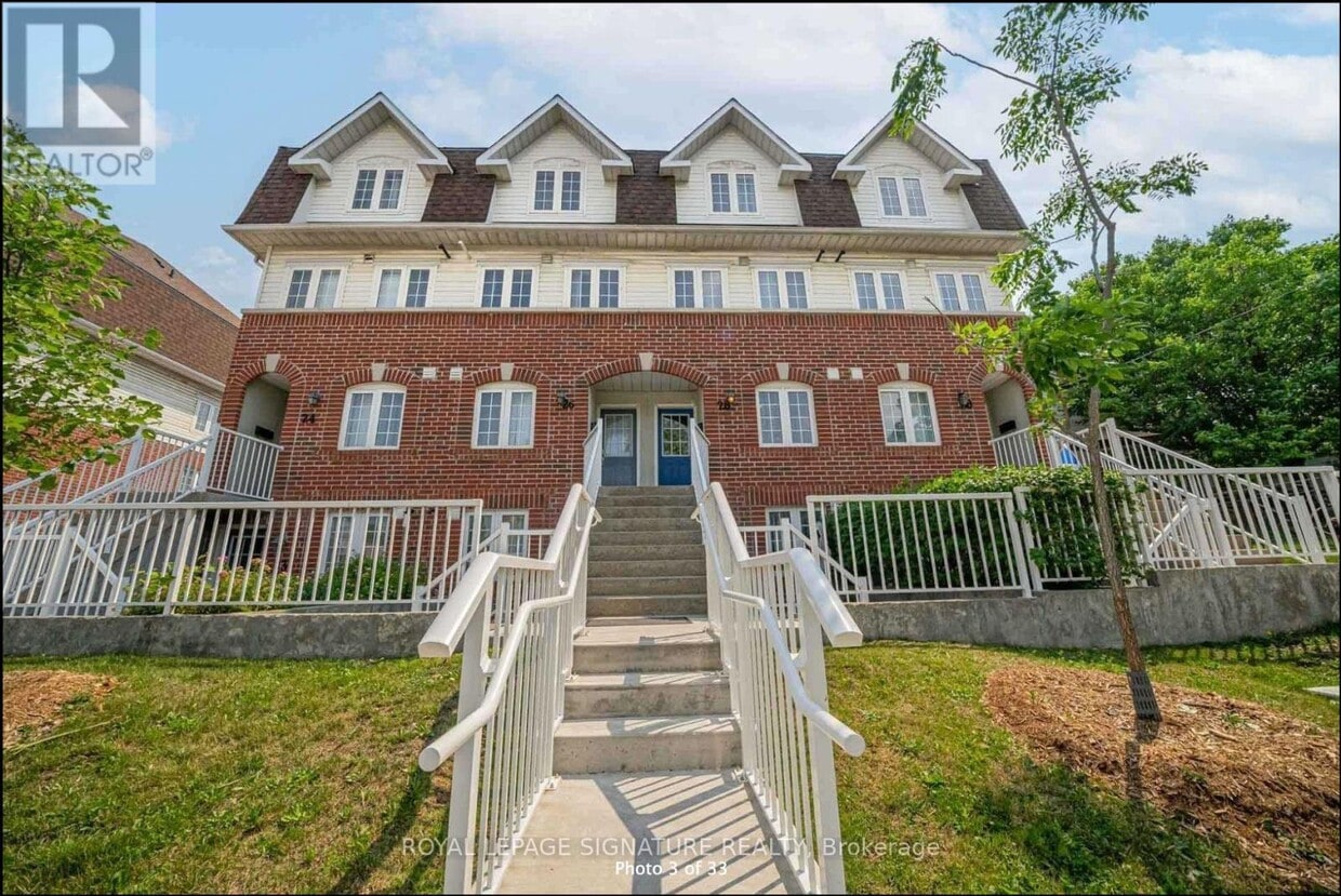Photo principale - 593-593 Kennedy Rd